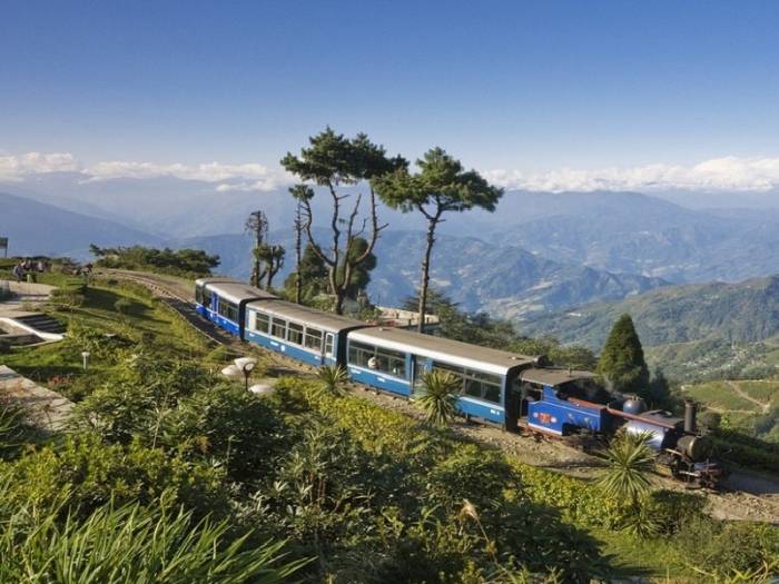 Darjeeling - Himalayan Train Route