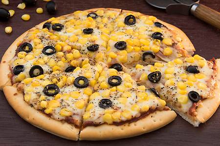 Corn Cheese Pizza